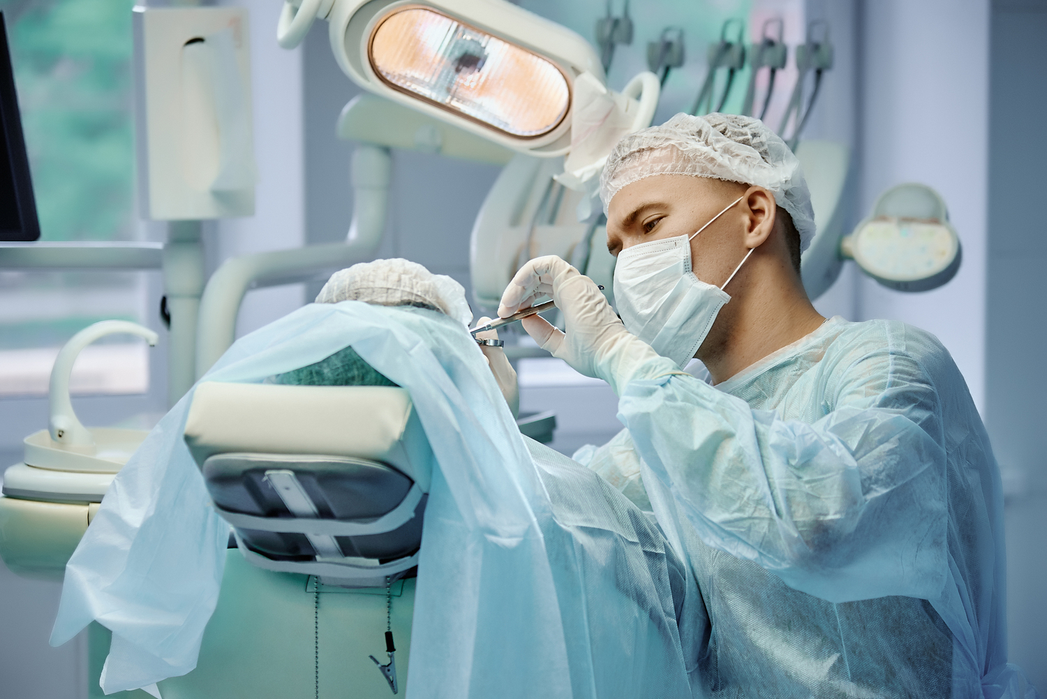 <span style="font-weight: bold;">ХИРУРГИя</span><br>